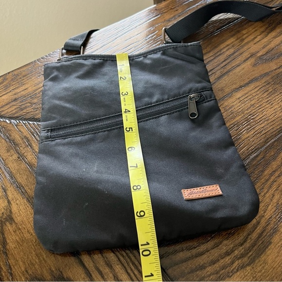 Eddie Bauer Women’s Bag Purse Crossbody Black Travel Beach Small, - Picture 10 of 16